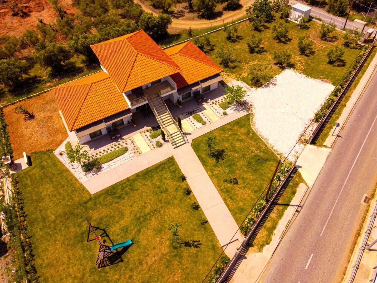 Varkes Suites 2 Nea Moudania Exterior photo
